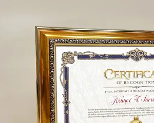 Bằng chứng nhận hoa văn vàng cổ điển