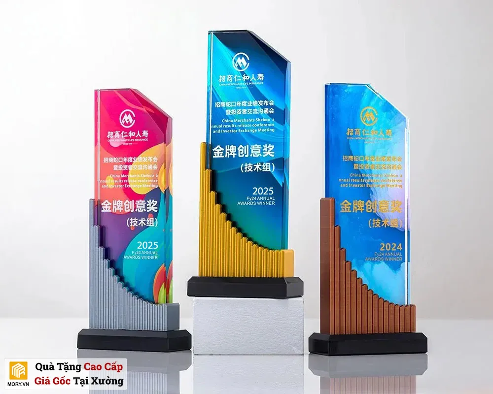 Kỷ niệm chương pha lê PL76